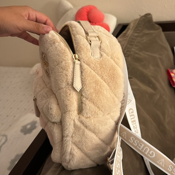 GUESS faux fur Tan mini backpack - Picture 6 of 8